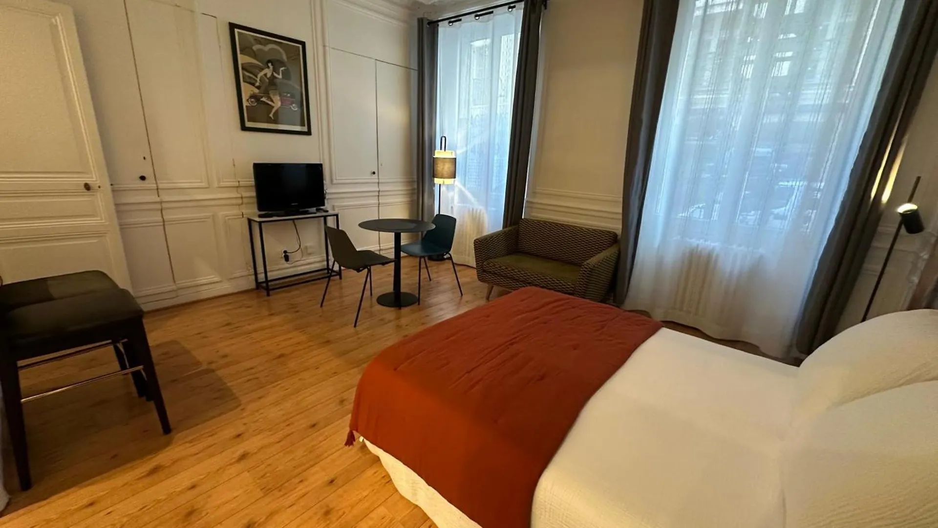 Appartement Paris 8 Апартаменты